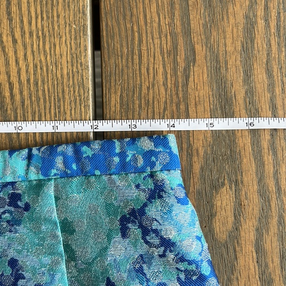 Beautiful textured H&M Mini Skirt - Sz 8 - Picture 9 of 12